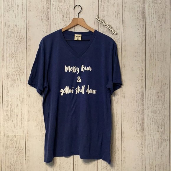 *Prep Obsessed Messy Bun and Gettin' Stuff Done Signature Graphic Tee XL - Picture 1 of 5